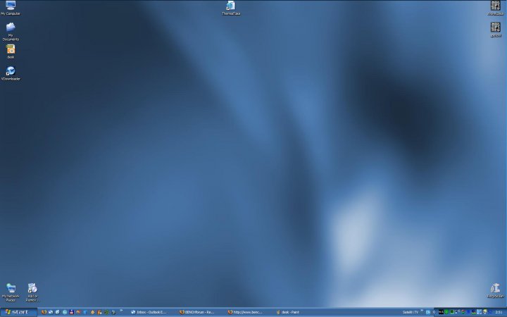 desk1.JPG