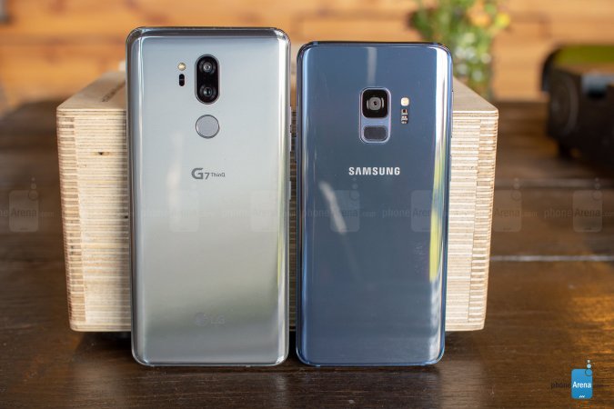 LG-G7-VS-Galaxy-S9-8.jpg