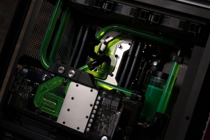 Phanteks Green rebuild 8.jpg