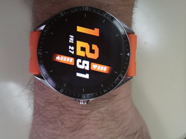 kumi smartwatch 1.jpg