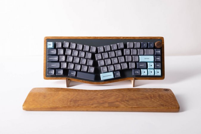 RAAW8505.jpg