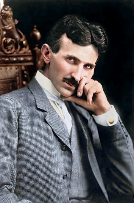 Nikola Tesla 1896..jpg