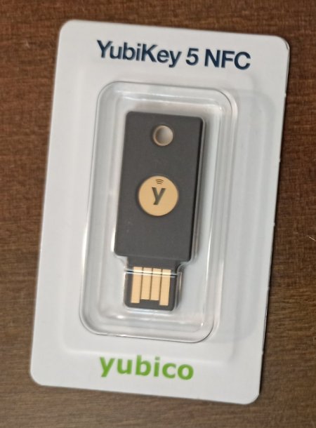 Yubikey 5 NFC yubico.jpg