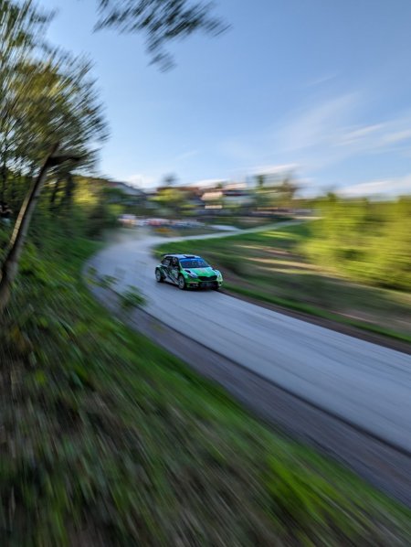 PXL_20230422_154857443.MOTION-01.COVER.jpg