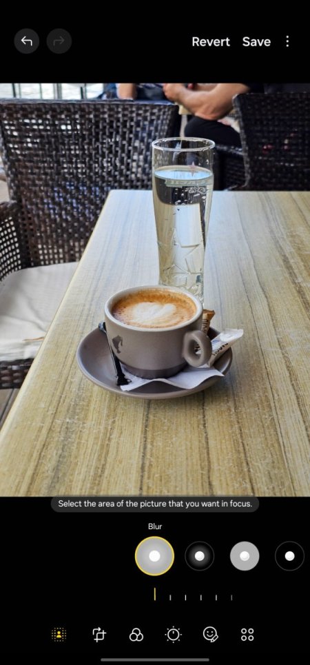 Screenshot_20250525_191157_Photo Editor.jpg