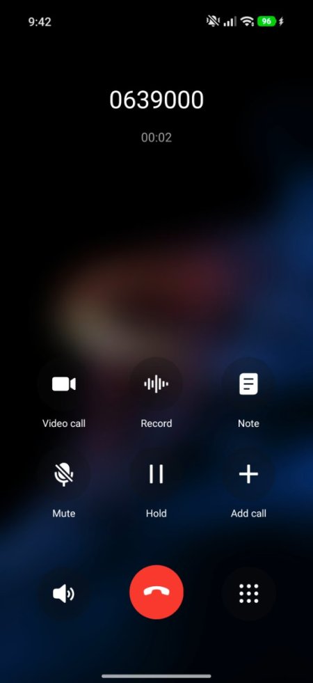 Screenshot_2026-04-18-09-42-04-392_com.android.incallui.jpg