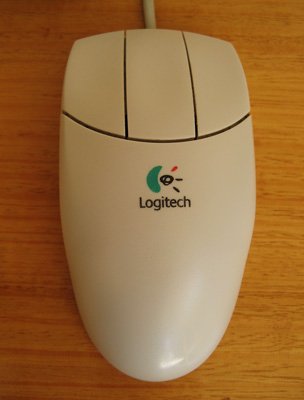 old-logitech-3-button-ball-mouse.jpg